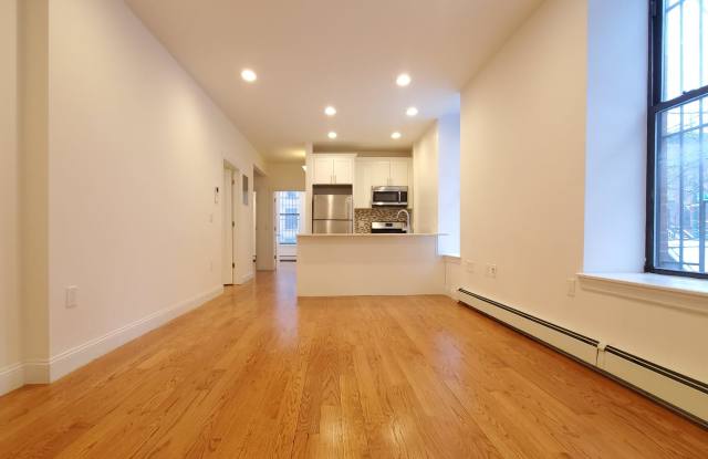 318 West 121st Street Gallery 3