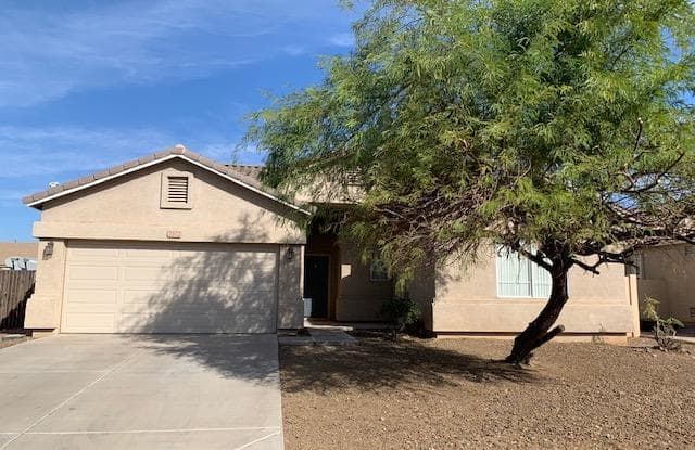 7572 W NORTHVIEW Avenue - 7572 West Northview Avenue, Glendale, AZ 85303