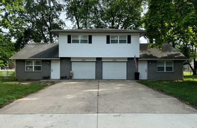 Charming 1.5 story duplex in SW Columbia - 4324 West Bethany Drive, Boone County, MO 65203