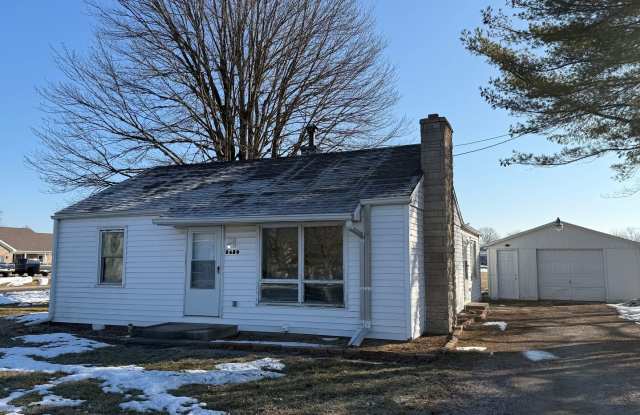 2 Bedroom / 1 Bath - Daleville Schools photos photos