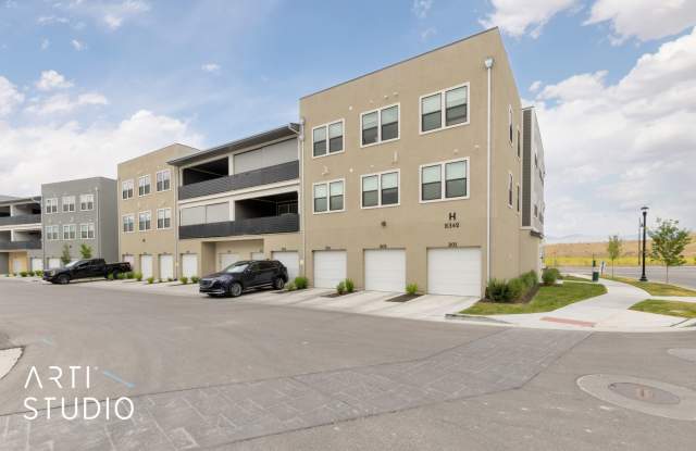 Modern Comfort in Midvale – 3 Bed, 2 Bath for $2,150/Month photos photos