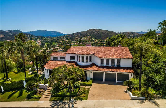 24608 Cordillera Drive Gallery 3