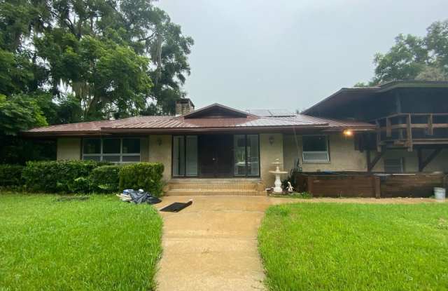 1 Arrowhead Drive photos photos