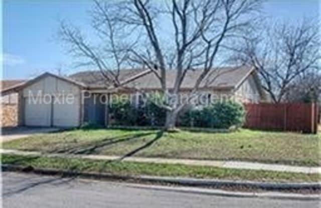 710 Edgemont Place - 710 Edgemont Place, Arlington, TX 76017