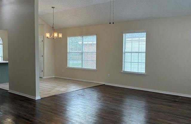 4294 Backus Avenue Gallery 3
