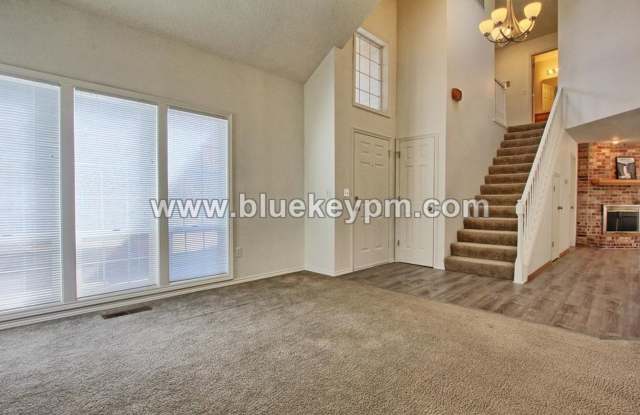 3 Bed, 2.5 Baths 2 Story Home with Large Yard and Entertaining Spaces Gallery 4