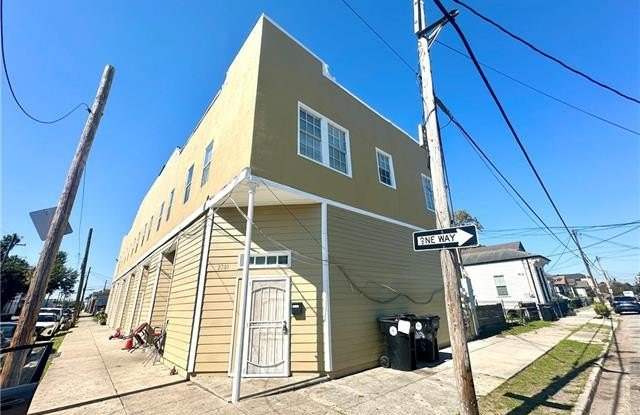 2501 DRYADES Street photos photos