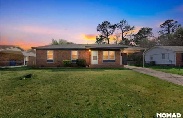Charming 3BR House in Fayetteville photos photos