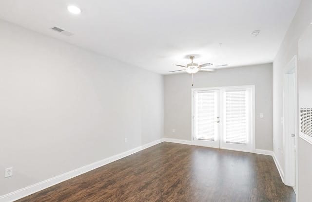 1220 Pleasant Ridge Rd Unit C11 photos photos