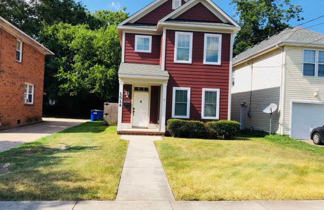 Future Rent $3050 effective9/16/2026 - Beautiful 5 bedroom 3 Bath home, walking distance to ODU photos photos