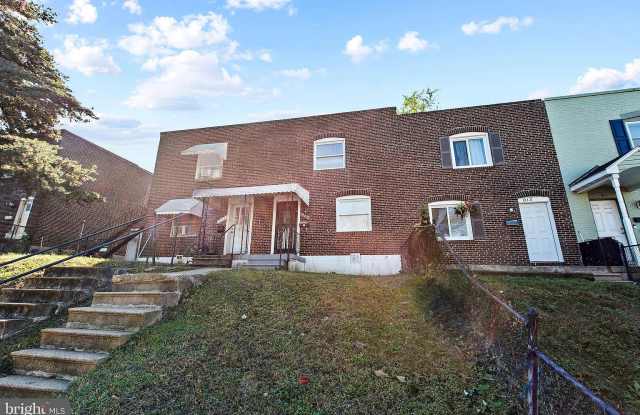 815 Jack Street - 2 photos photos