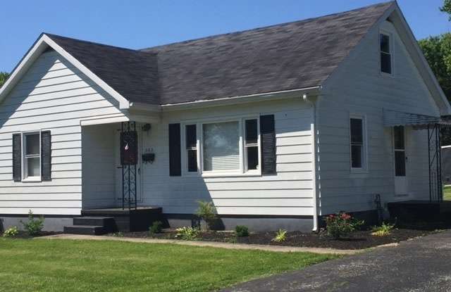 303 Lowell Ave photos photos