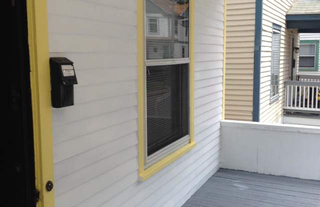 934 Bellevue Place Gallery 2