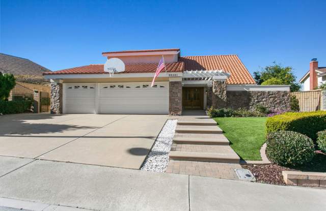 Large Mission Viejo Home With Amazing Panoramic Views! photos photos