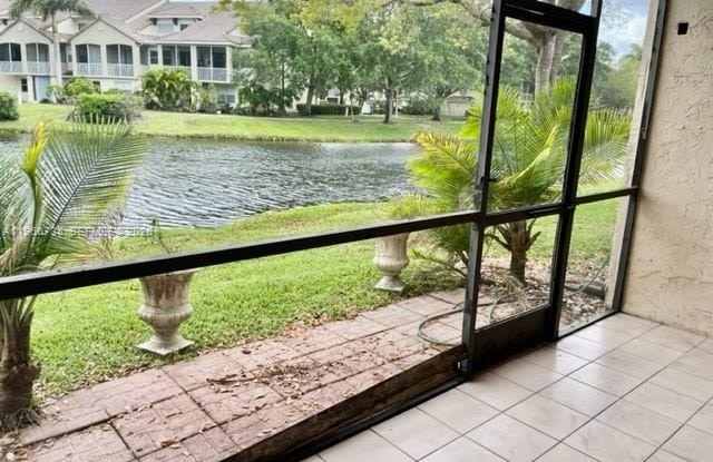 613 N University Dr photos photos