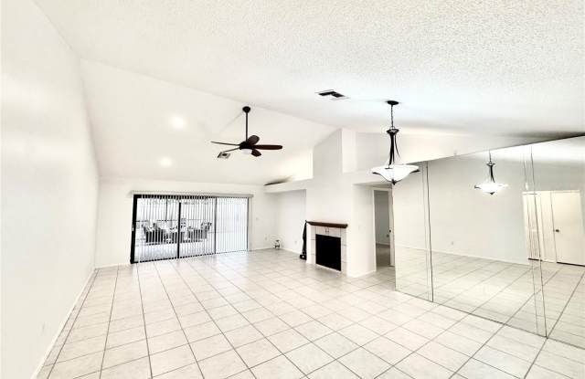 15028 REDCLIFF DRIVE Gallery 4