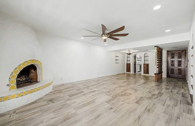 37210 North Tranquil Trail Gallery 1