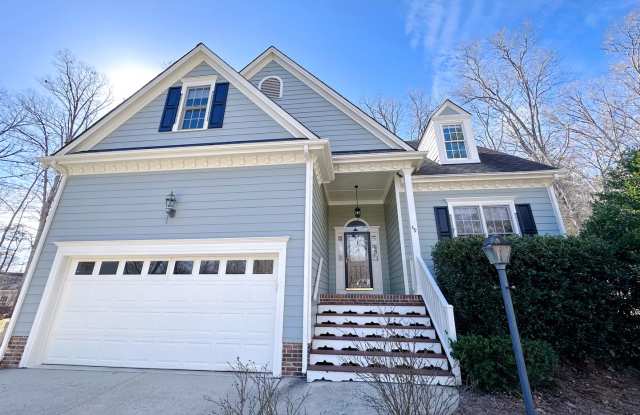 4 bedrooms and 3 ½ bath single family house minutes from Downtown Pittsboro and Jordan Lake - 49 Lesley Court, Pittsboro, NC 27312