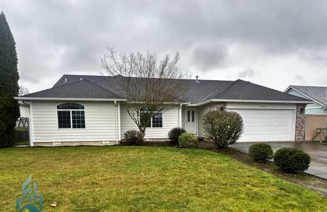 Updated 3 Bed 2 Bath Home photos photos