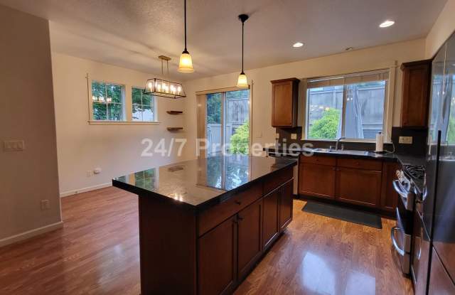 Modern Damascus Home with 2 Primary Suites! Gallery 4