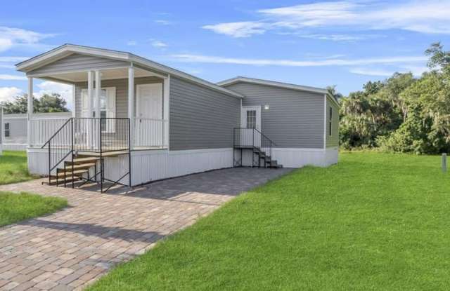 6620 Hidden Oaks Drive - 6620 Hidden Oaks Drive, North Fort Myers, FL 33917 6620 Hidden Oaks Drive - 6620 Hidden Oaks Drive, North Fort Myers, FL 33917