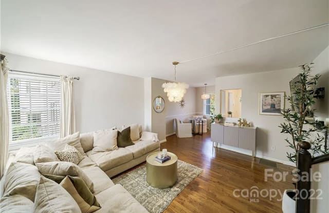 439 Wakefield Drive - 439 Wakefield Drive, Charlotte, NC 28209