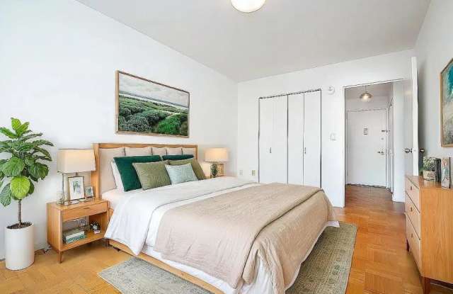 460 West 20th Street - 460 West 20th Street, New York City, NY 10011 460 West 20th Street - 460 West 20th Street, New York City, NY 10011