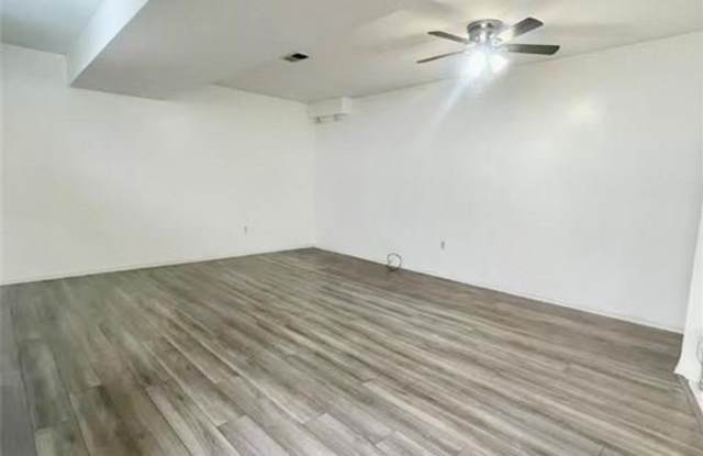 305 Corbin Avenue photos photos