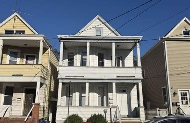 164 Cambridge Avenue Gallery 1