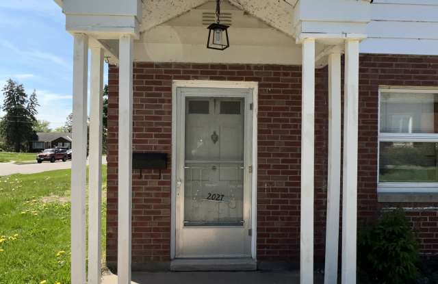 2027 Ogilby Road - 1 photos photos