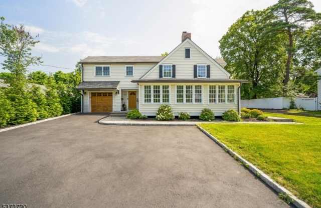 923 Central Ave photos photos