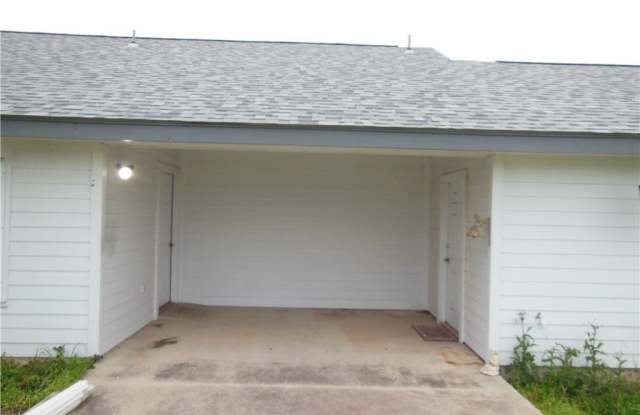 1830 Coffee Road Gallery 3