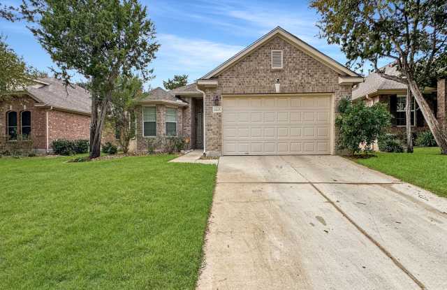 3 BR/2 bath single-story w/community pool in Canyon Springs! photos photos