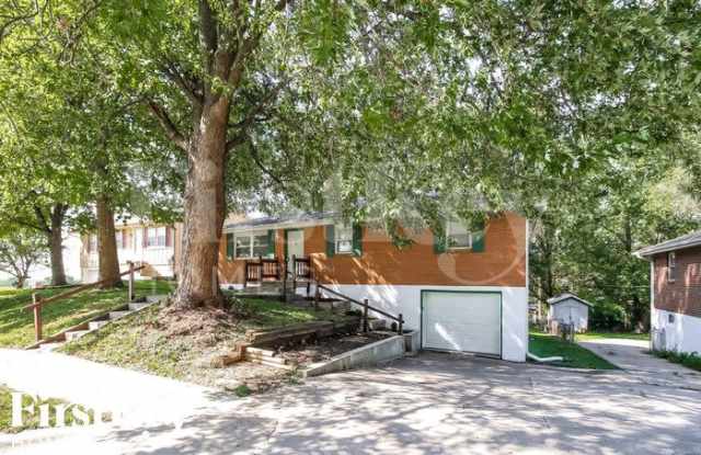 4806 North White Avenue Gallery 2