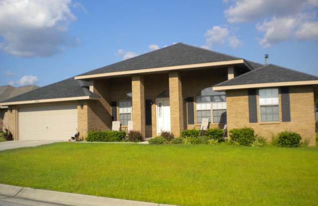 Beautiful 4BR/2BA home in North Central Pensacola. photos photos
