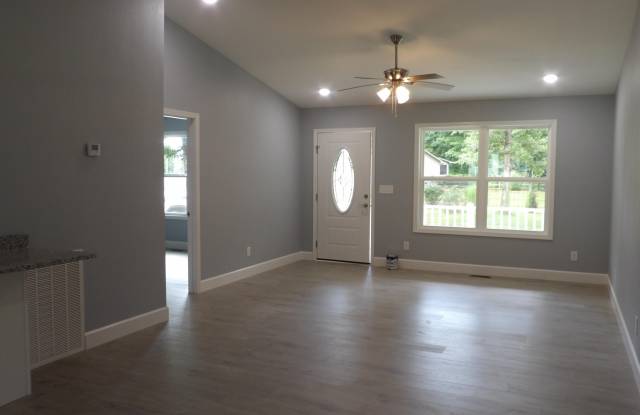 707 Oneida Lane Gallery 4