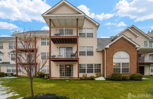 320 Plymouth Road photos photos