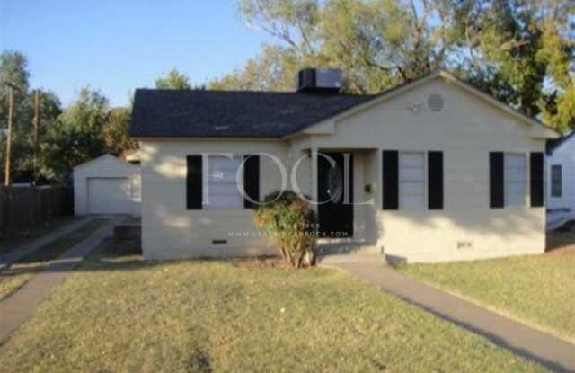 Beautiful Hardwood floors!  3/1/1 in the Medical District photos photos
