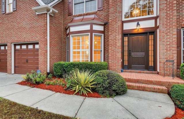 4904 Chimney Oaks Drive SE Gallery 3