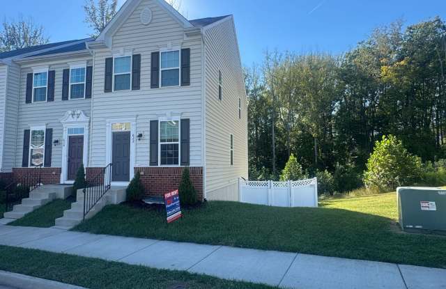 TOWNHOUSE IN RAPPAHANNOCK LANDING-FREDERICKSBURG (STAFFORD COUNTY) Gallery 3