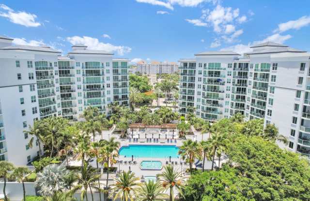 550 SE Mizner Boulevard photos photos