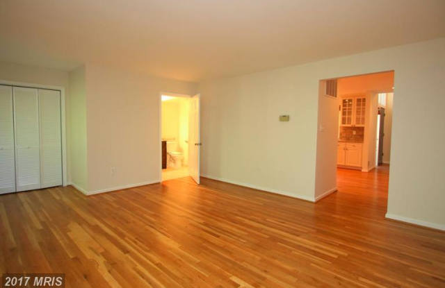 1441 Greenmont Court Gallery 4