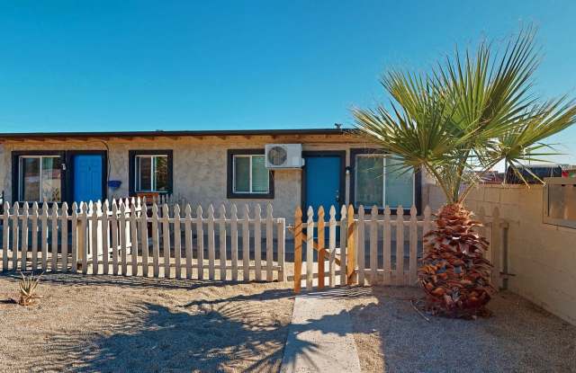 1 bedroom 1 bathroom unit! - 3826 West Roosevelt Street, Phoenix, AZ 85009