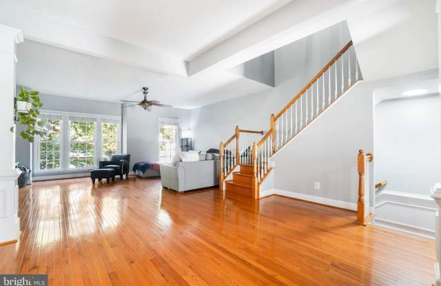 14899 POTOMAC BRANCH Drive Gallery 4