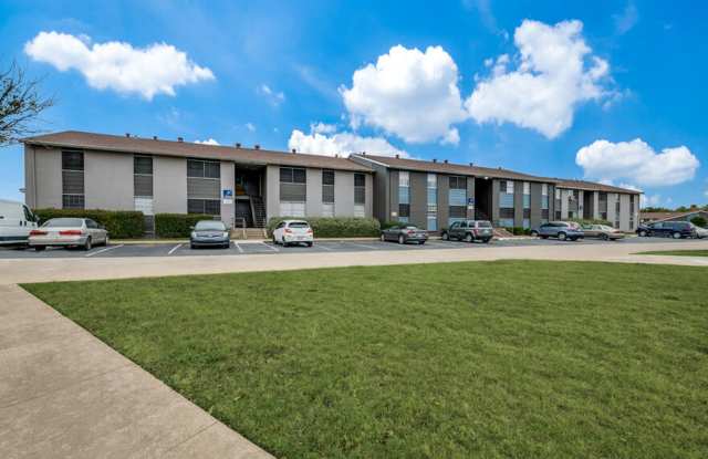 Sky Landing Apartments Gallery 2