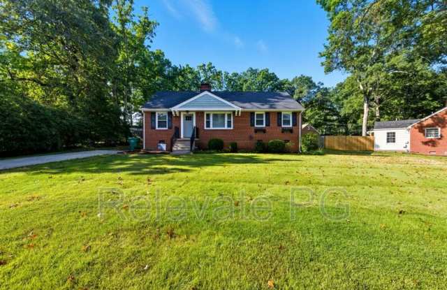 8803 Weldon Dr - 8803 Weldon Drive, Tuckahoe, VA 23229