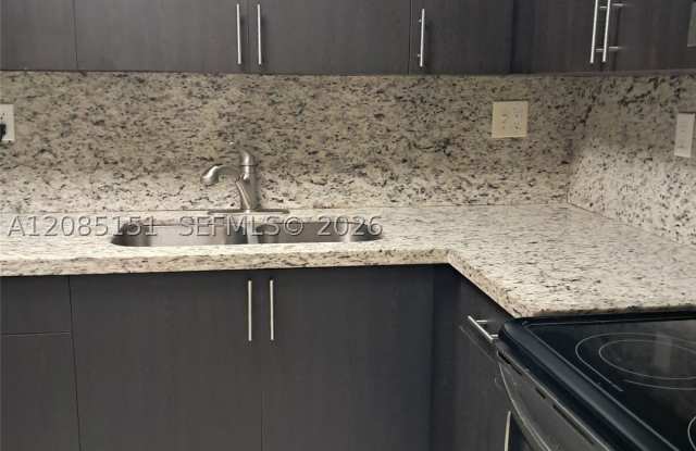 10521 Mahogany Key Cir Gallery 4