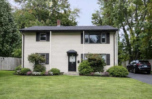 107 Crescent Drive photos photos