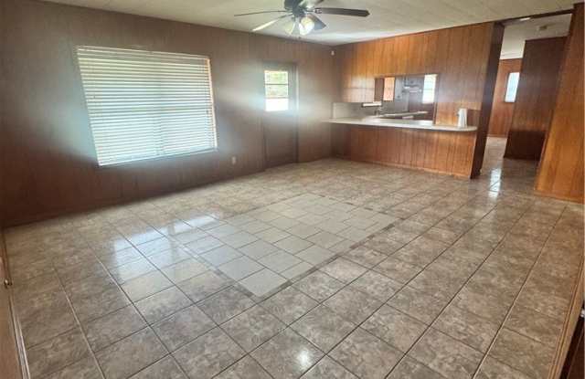4702 Aster Lane Gallery 4