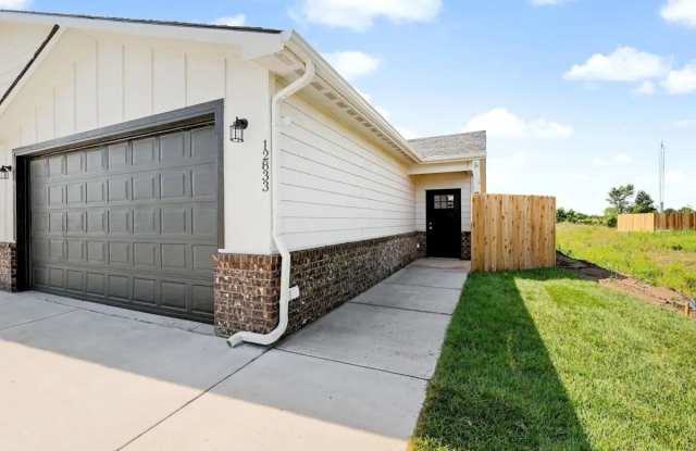 12833 Red Rock - 1 Gallery 3
